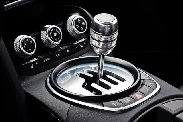 The Human Override: Why Drivers Still Crave Manual Gearboxes In An AI World